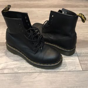 Air Walk Doc Martens